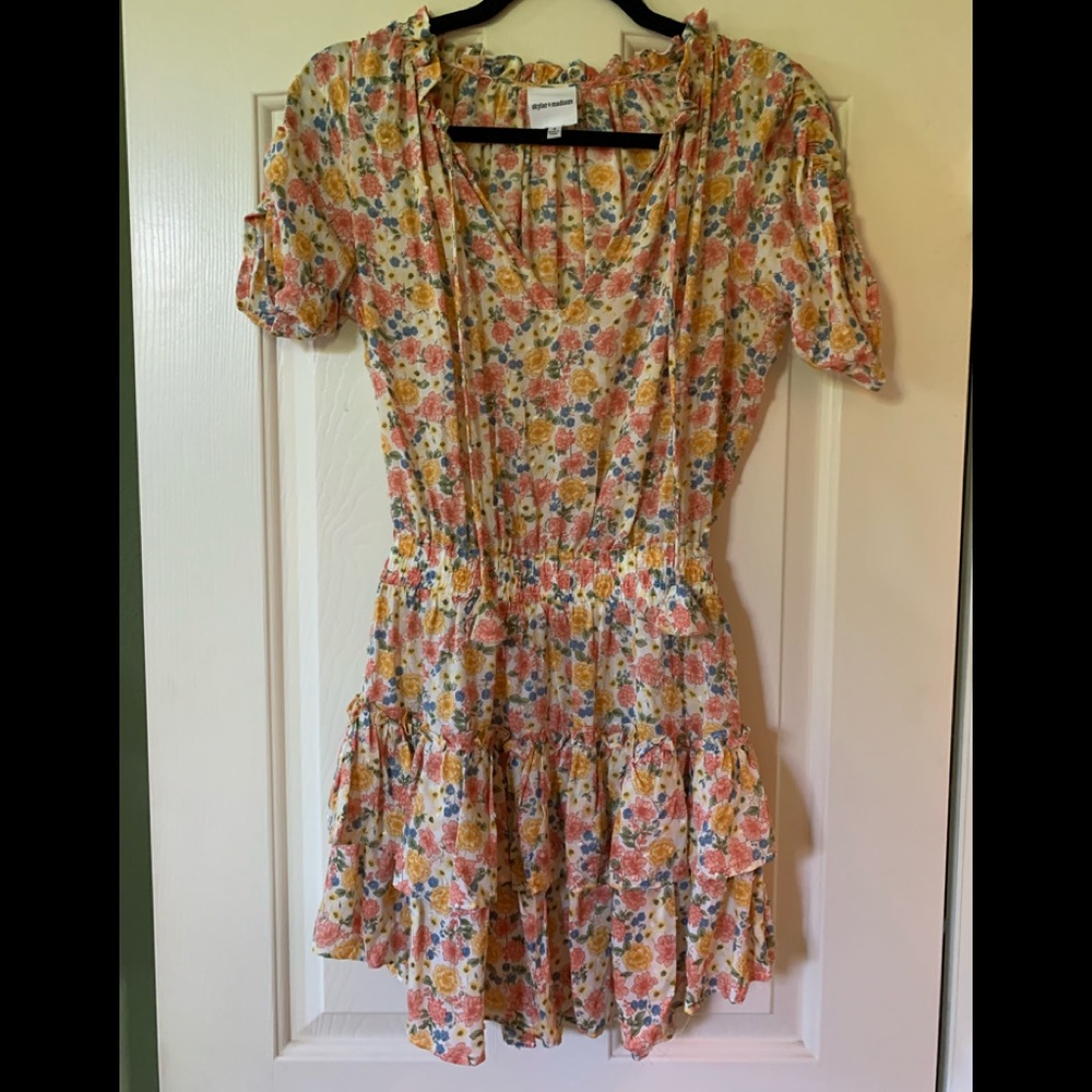 Cute, floral Vici dress